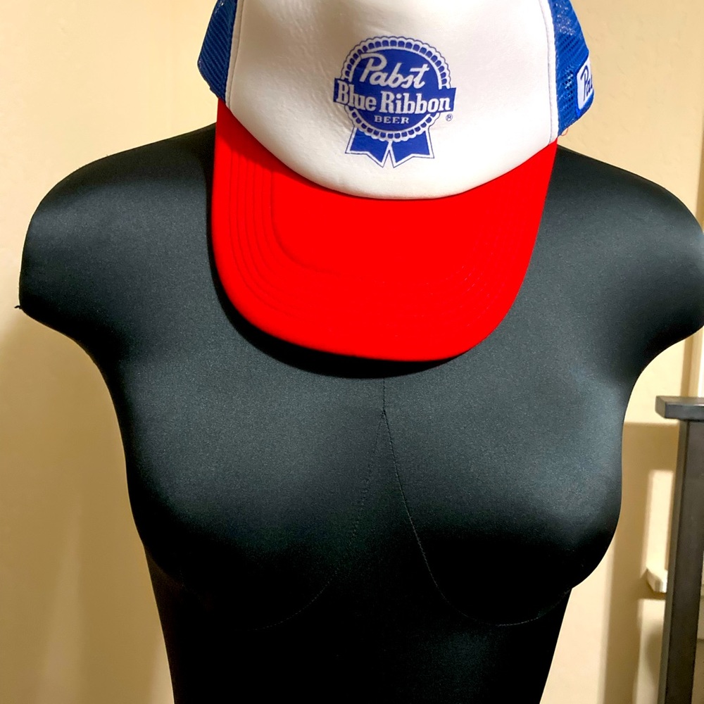 Cool Pabst hat.  Mesh back great color combo Pabst branded on side too!